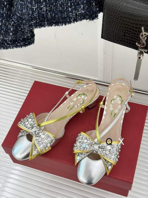 Picture of Valentino Shoes _SKUValentinosz35-40JX030719973